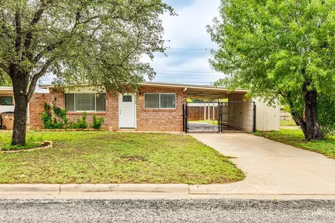 2309 Oxford Cir, San Angelo, TX 76904