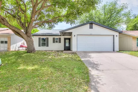 1225 Tres Rios Dr, San Angelo, TX 76903