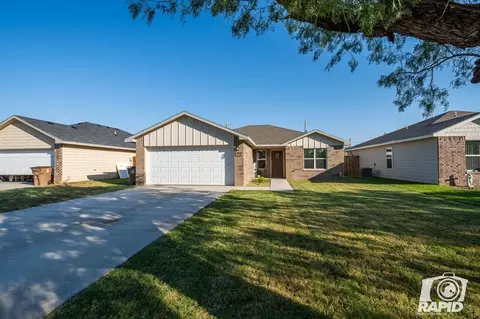 406 E 48th St, San Angelo, TX 76903