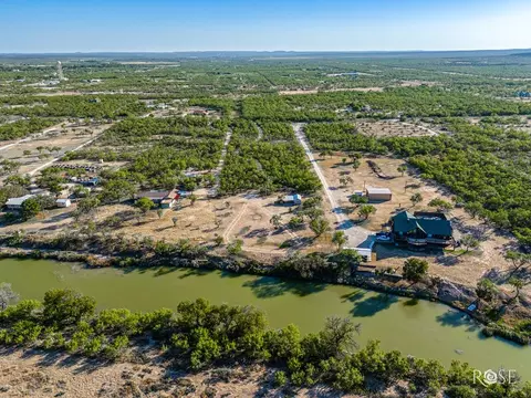 13106 Spring Creek Ln, San Angelo, TX 76904
