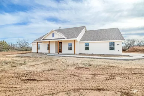 1293 Stone Ledge Ln, San Angelo, TX 76904 photo 4