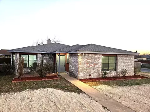 1134 S Concho Park Dr, San Angelo, TX 76903