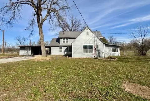 3940 Lake Dr, San Angelo, TX 76903