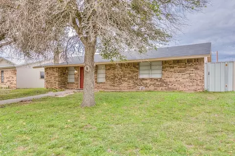 1326 Tres Rios Dr, San Angelo, TX 76903