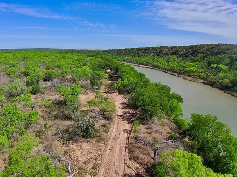 Undisclosed, Coleman, TX 76834