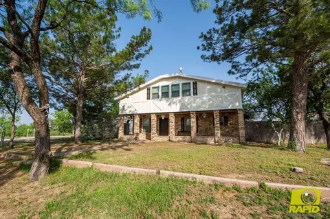 584 County Rd 211, Mertzon, TX 76941