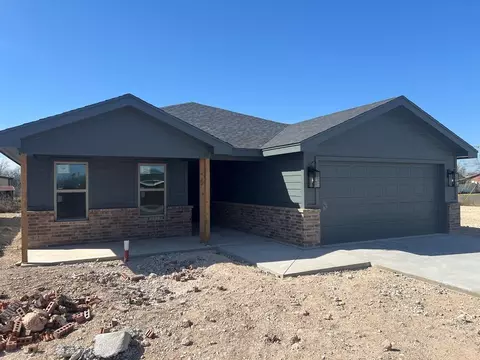 3909 Blum St, San Angelo, TX 76903