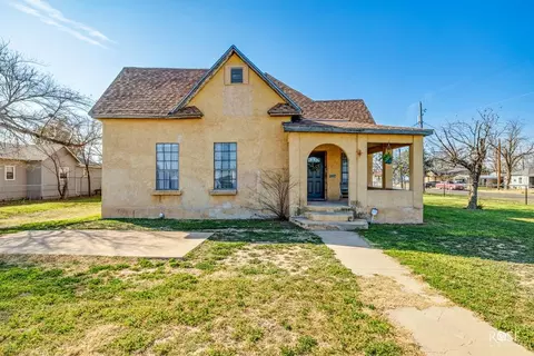 703 Parsons St, San Angelo, TX 76903