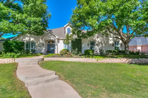 4901 N Bentwood Dr, San Angelo, TX 76904