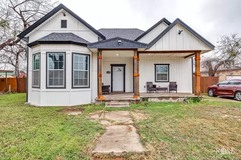 12 W 8th St, San Angelo, TX 76903