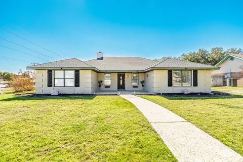 3217 Grandview Dr, San Angelo, TX 76904