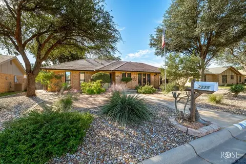 3225 Cedarhill Dr, San Angelo, TX 76904