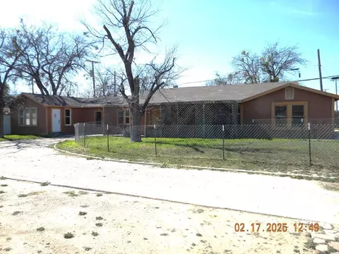 417 N Jefferson St, San Angelo, TX 76901