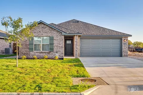 3124 Cedarhill Dr, San Angelo, TX 76904