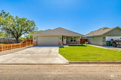 3905 Blum St, San Angelo, TX 76903