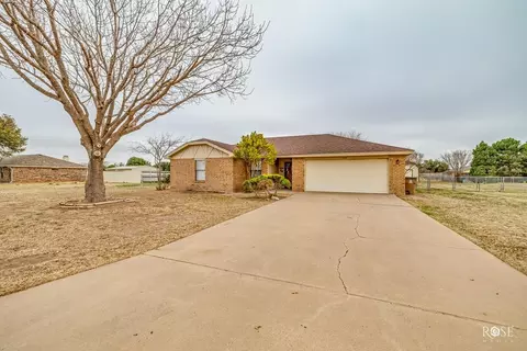 1037 Crickett Ln, San Angelo, TX 76905