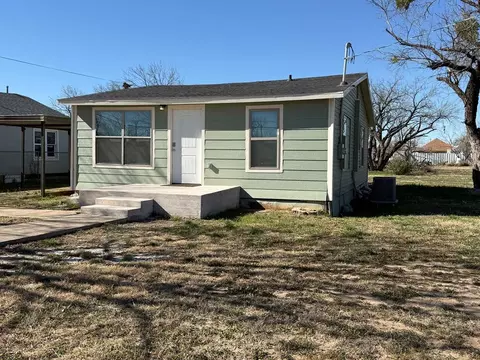 2103 Brown St, San Angelo, TX 76903