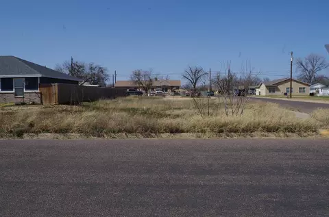 800 W 16th St, San Angelo, TX 76903