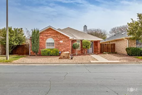 5106 Oak Grove Blvd, San Angelo, TX 76904
