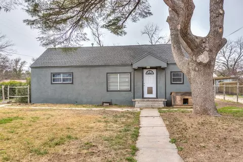 512 Ave J, Ozona, TX 76943 photo 1