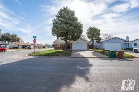1102 Toby Ln, San Angelo, TX 76903