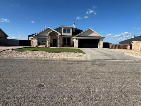 8402 Lynx Ln, San Angelo, TX 76901
