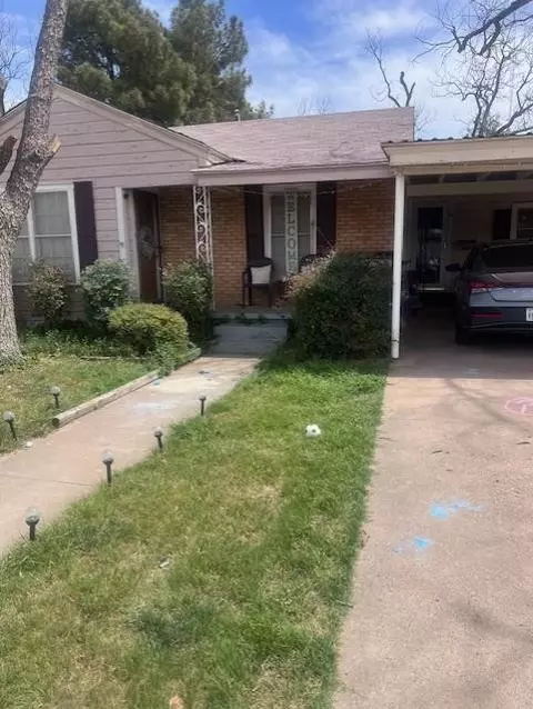 307 Sargent Ave, Ballinger, TX 76821