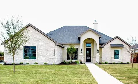 5660 King Mill Cir, San Angelo, TX 76904