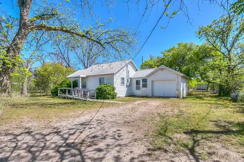 311 W 40th St, San Angelo, TX 76903