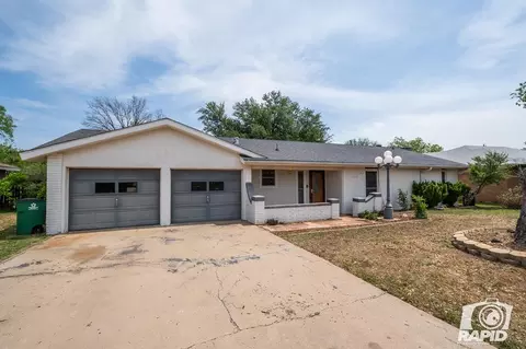 1642 Catalina Dr, San Angelo, TX 76901