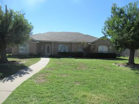 3525 Shadyhill Dr, San Angelo, TX 76904