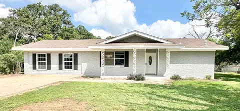 1903 Ave E, Brownwood, TX 76801