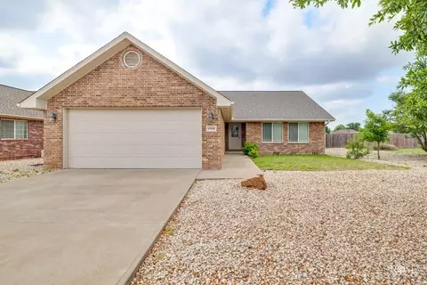 4506 Oak Grove Blvd, San Angelo, TX 76904