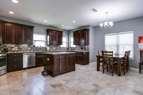 508 Mccarver Dr, Ballinger, TX 76821 photo 9