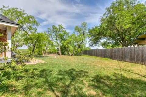 508 Mccarver Dr, Ballinger, TX 76821 photo 23