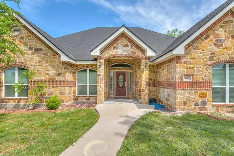 508 Mccarver Dr, Ballinger, TX 76821 photo 5