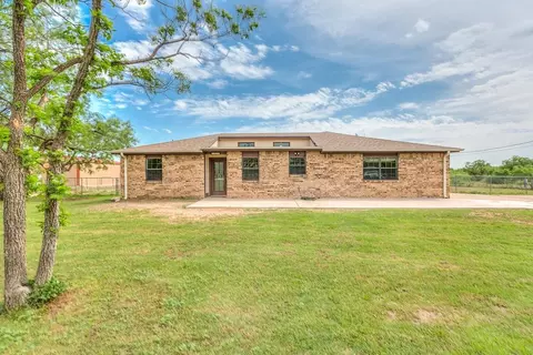 7373 Falcon Ln, San Angelo, TX 76901