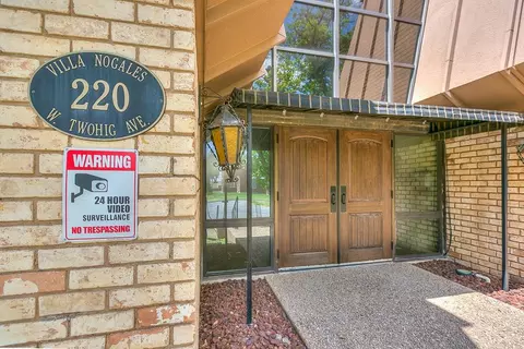 220 W Twohig Ave, San Angelo, TX 76901