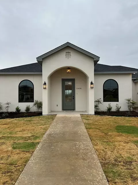 5458 Riviera Ln, San Angelo, TX 76904