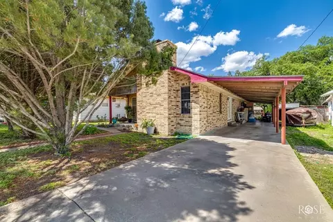 708 Tayloe Ave, Sonora, TX 76950