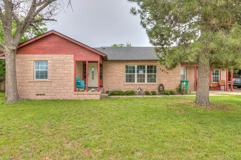 1817 N N St, San Angelo, TX 76901
