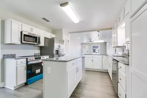 222 S Jackson Ave, San Angelo, TX 76901