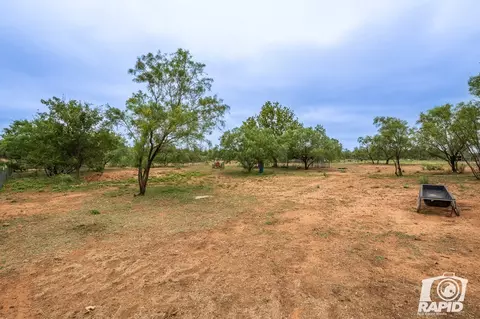 715 E Main St, Bronte, TX 76933 photo 38