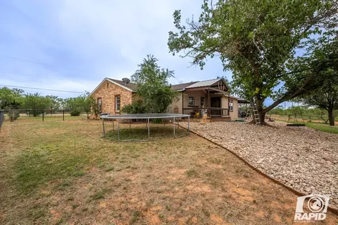 715 E Main St, Bronte, TX 76933 photo 29