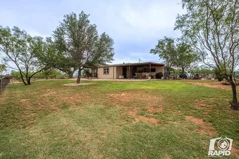 715 E Main St, Bronte, TX 76933 photo 27