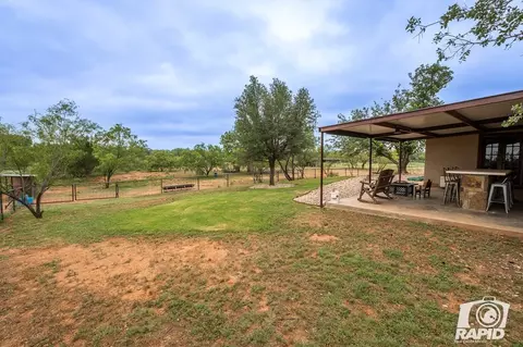 715 E Main St, Bronte, TX 76933 photo 28