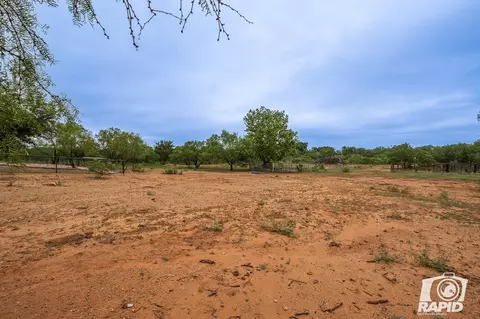 715 E Main St, Bronte, TX 76933 photo 37