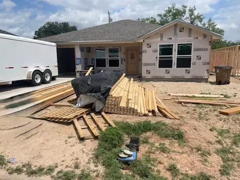 110 W Ave S, San Angelo, TX 76901