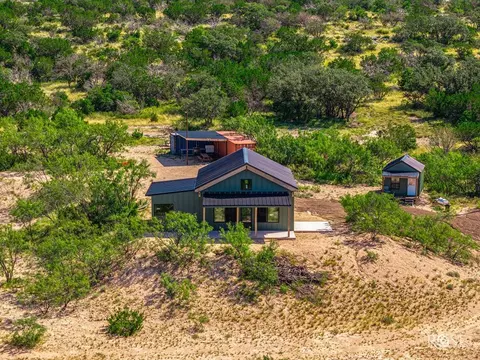 1072 Private Rd 3312, Sonora, TX 76950