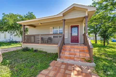 705 Fay St, Sonora, TX 76950